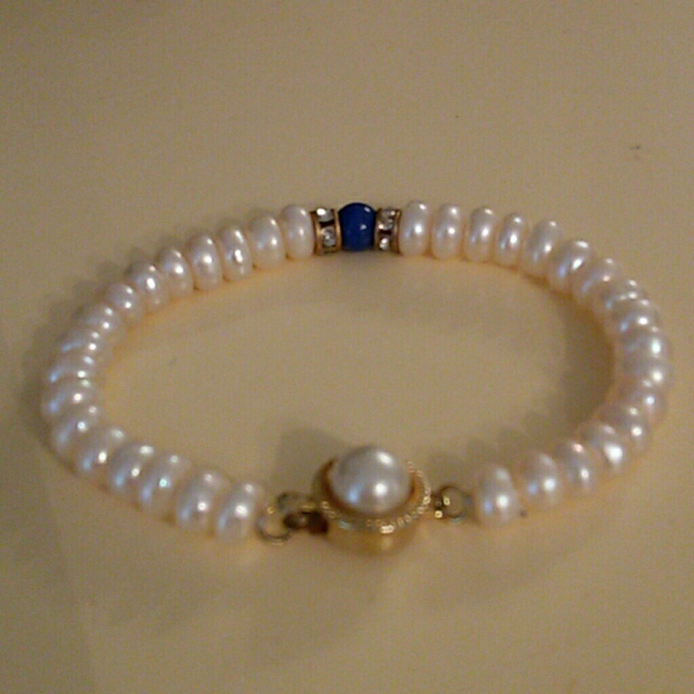 Freshwater pearl bracelet - Picture 1 of 2